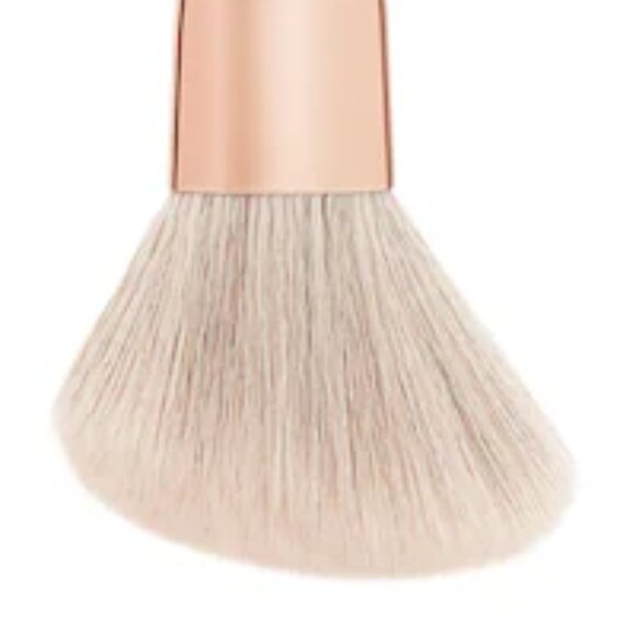 NIB ✅ Patrick Ta ~ DUAL ENDED SCULPTING BRUSH ~ Award Winner ✨ NEW IN BOX - Picture 4 of 11